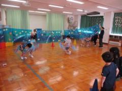 友達と一緒にフープに入って天の川をくぐったよ