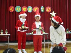 くりすますせいさくをみせあいしたよ