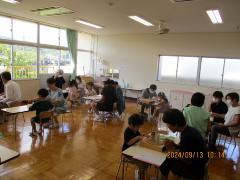 とんとん相撲をしています。