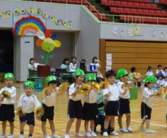 かえるになって　だんすしたよ。