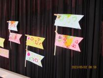 スタンプで飾り付けされたこいのぼりの作品