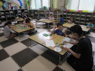 こまを作っています