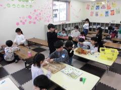 部屋遊びの様子