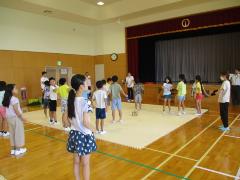 ニュースポーツを体験しています