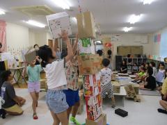 ダンボール積みの画像2