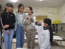 照れながら自己紹介