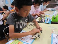 ソーラーカーができつつある