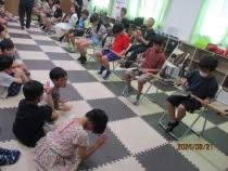 スコップ三味線の演奏体験です