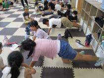 腕立て伏せの様子
