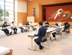 令和6年度第1回協議会の様子1