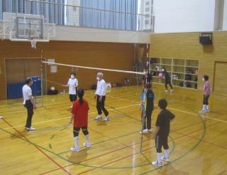 試合開始の場面