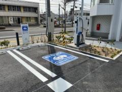 充電設備を備えた駐車枠