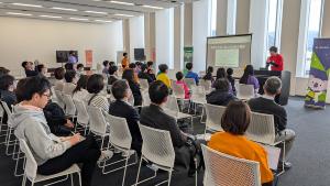 代表発表（2人目）