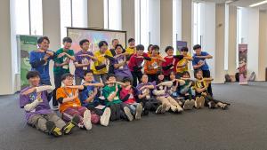 集合写真（左前方から）