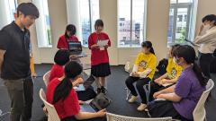 制作発表会の画像