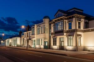 外観（夜）写真